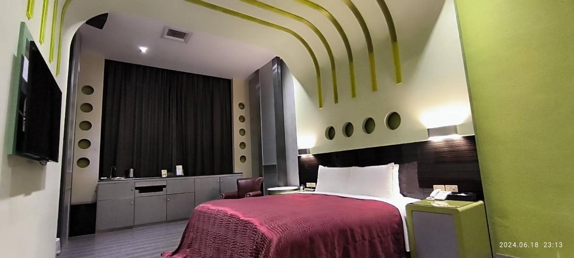 Shantis Motel Chiayi Exterior foto